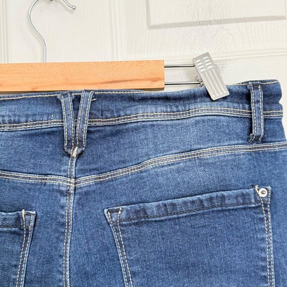 Curve Appeal Classic Straight Jeans Womens 10/30 Blue Stretch Casual Relaxed - Picture 7 of 14